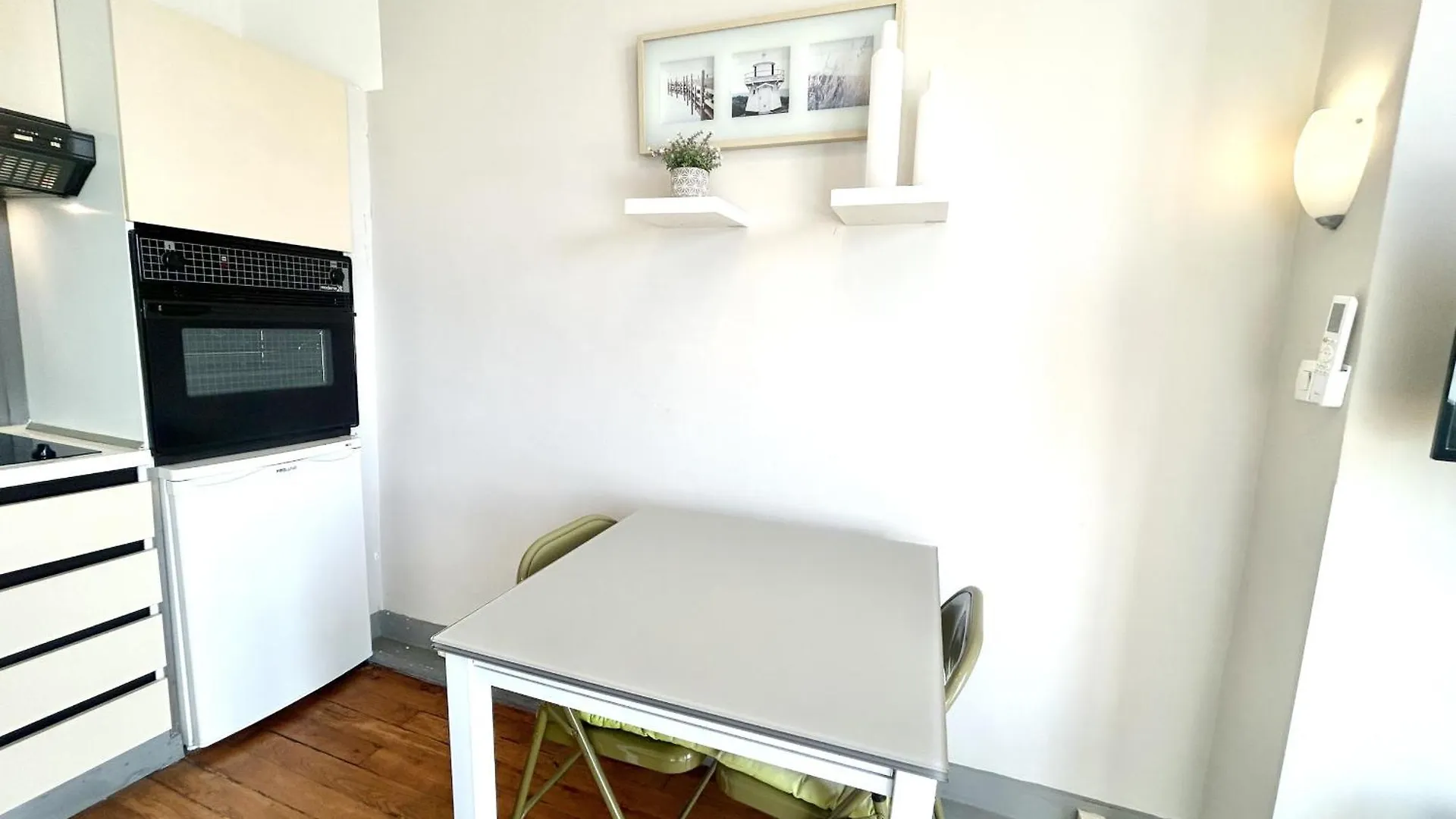 Apartment Aparthotel Riviera - Grimaldi Ac - Promenade Des Anglais - Balcon Victor Hugo 2 Nice
